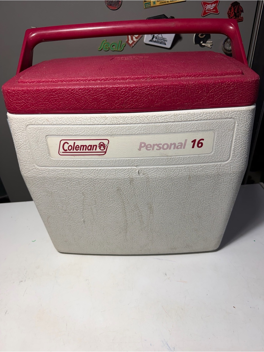 Coleman Personal 16 Cooler w/“red” lid and off-white Body